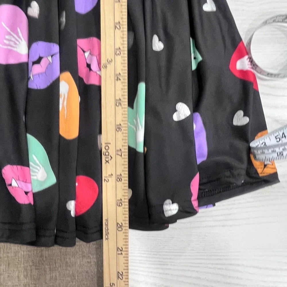 Dot Dot Smile‎ Dress Kids 2T Black Vampire Lips Hearts Flutter Sleeve Foil Print